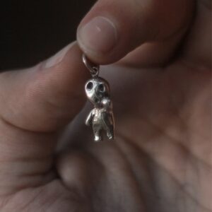 Espiritos da floresta Princesa Mononoke Koda Joias Pingente Personalizado Anime Estudio Ghibli Arte Pingente Mononoke Prata 950 Anime Manga Hayao Miyazaki Joia artesanal Joia de família Presente original Frete grátis Garantia vitalícia Kodamas Certificado de autenticidade Flanela mágica Impressos Adesivos